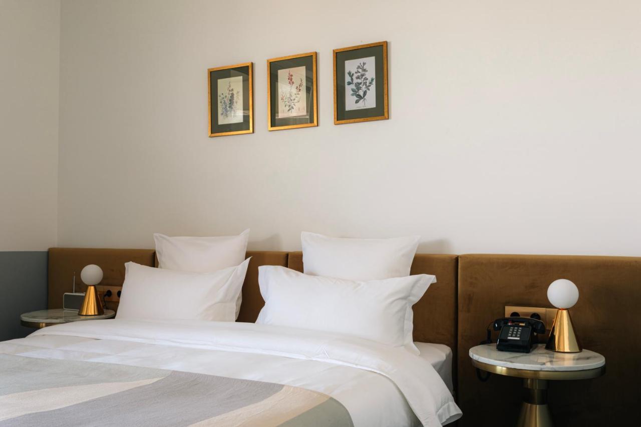 Castor & Pollux Hotel Tbilisi Buitenkant foto