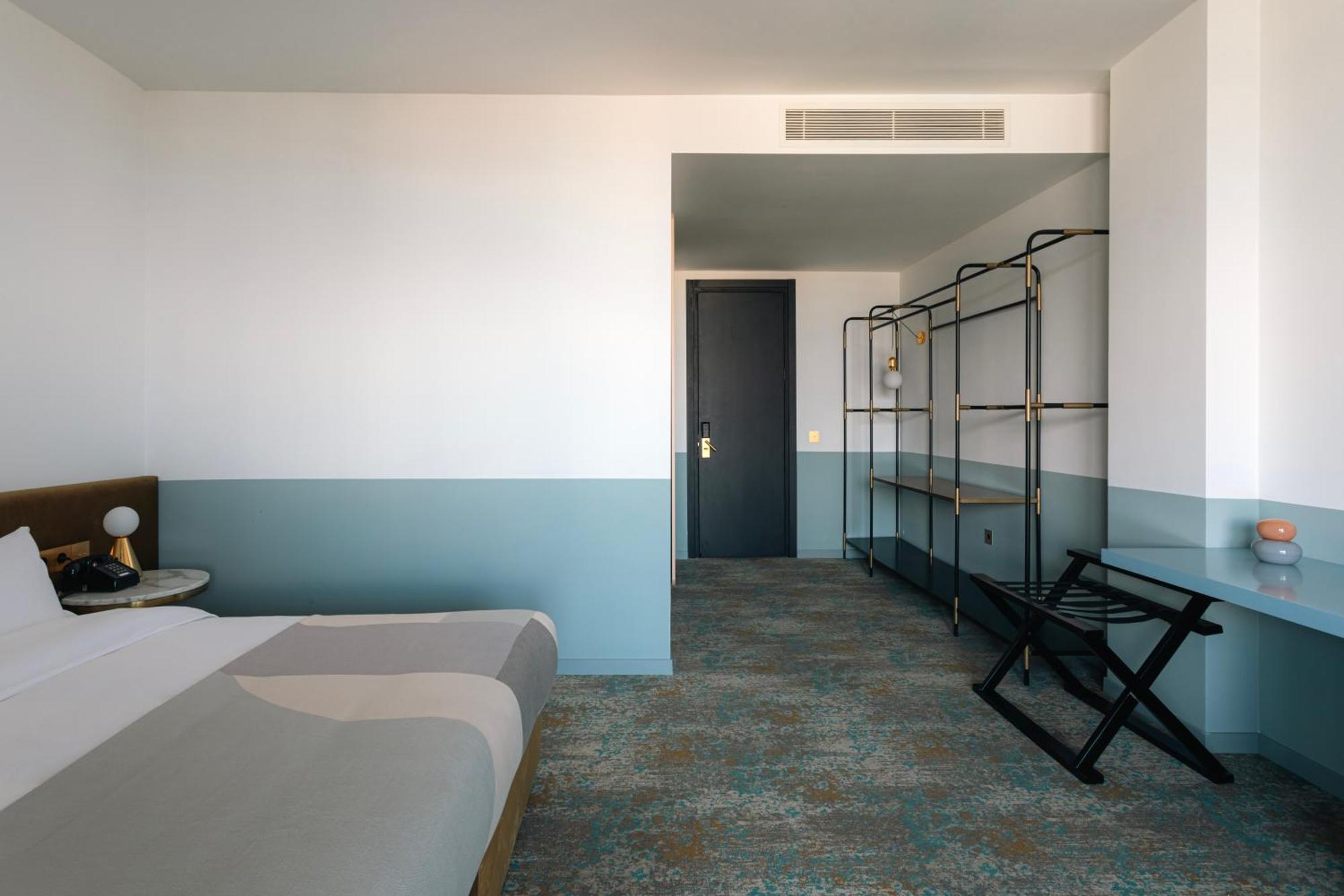 Castor & Pollux Hotel Tbilisi Buitenkant foto