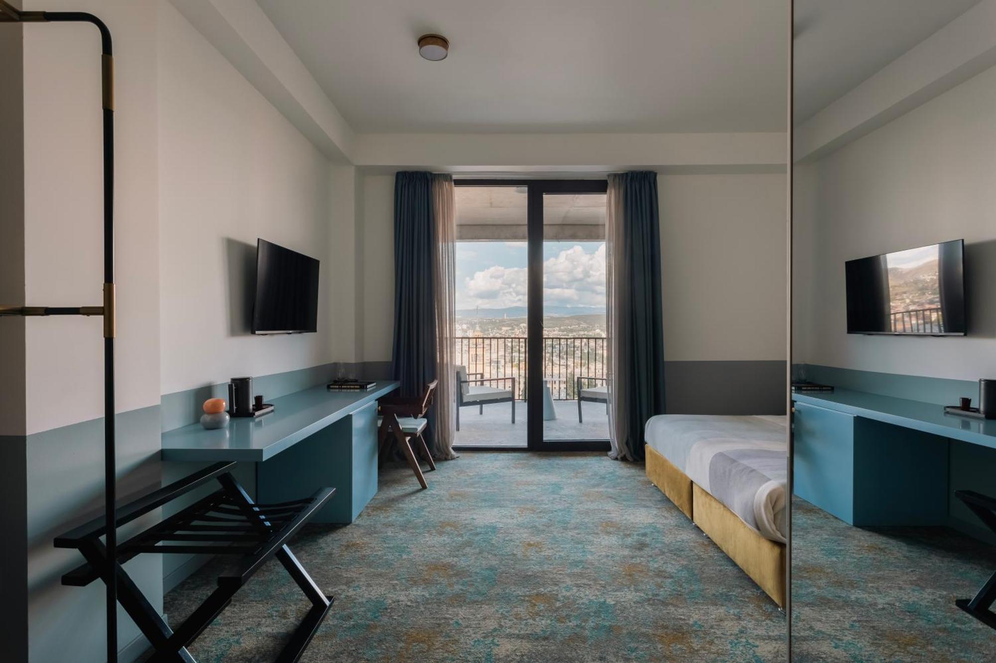 Castor & Pollux Hotel Tbilisi Buitenkant foto