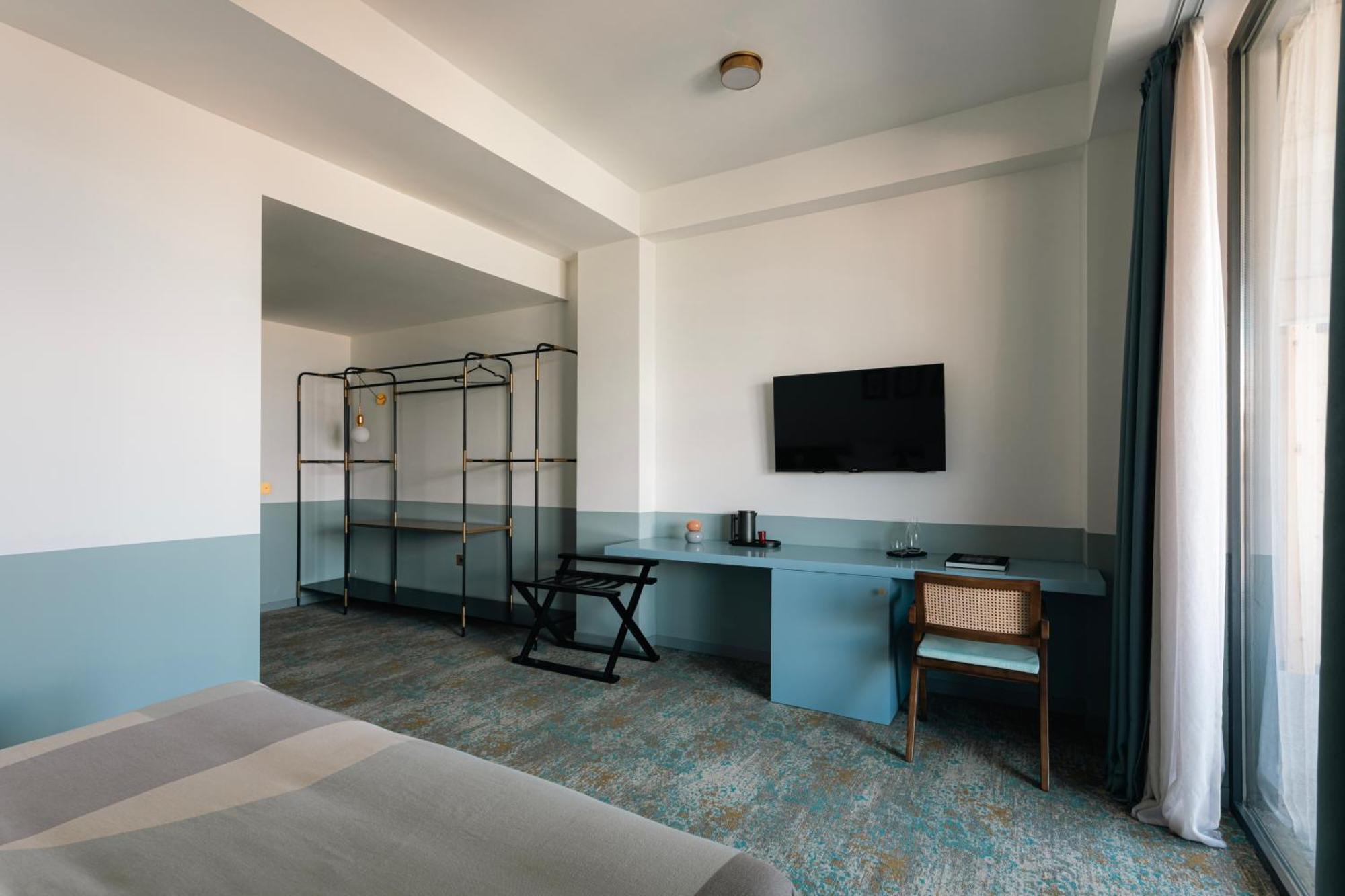Castor & Pollux Hotel Tbilisi Buitenkant foto