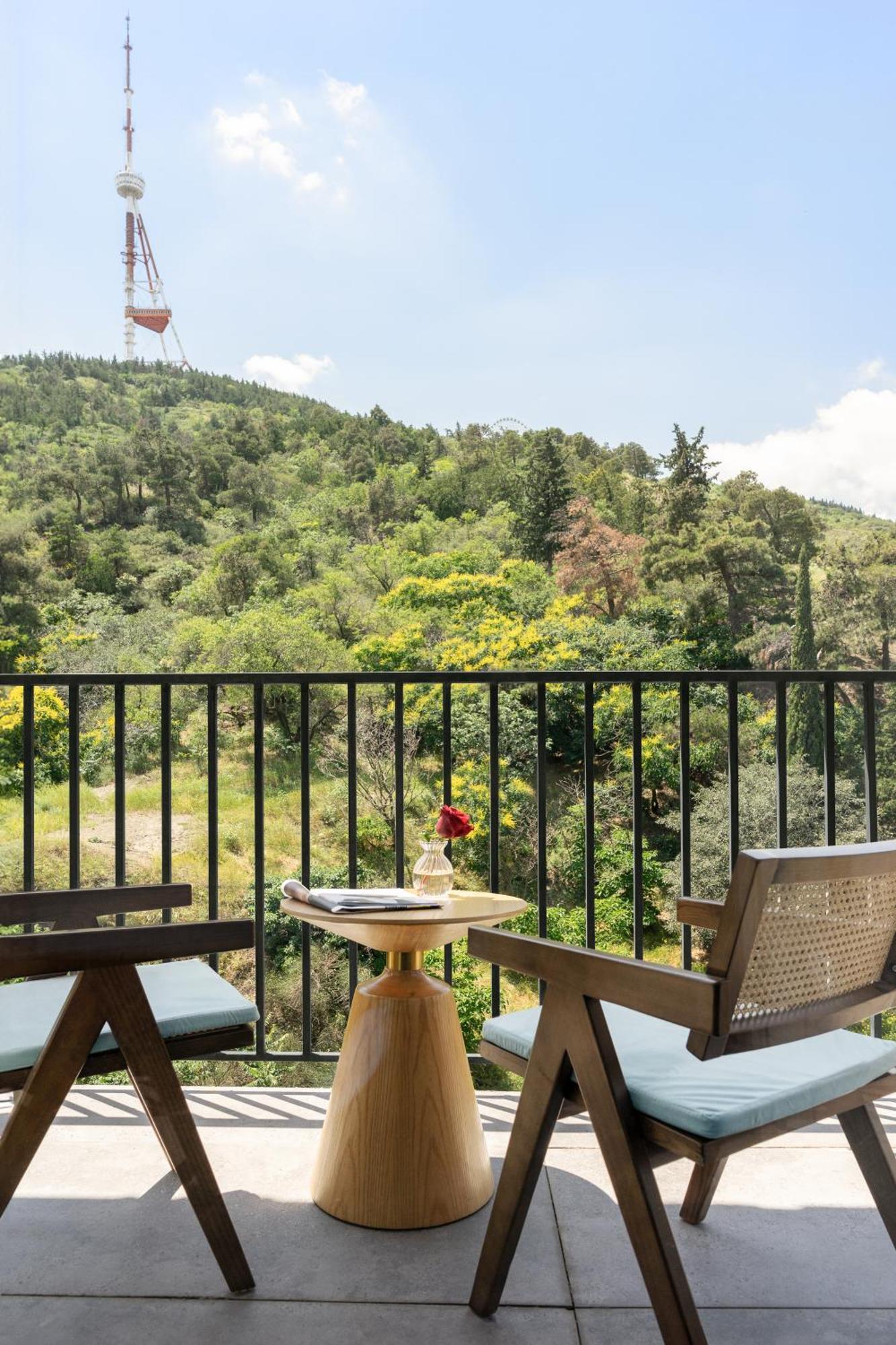 Castor & Pollux Hotel Tbilisi Buitenkant foto