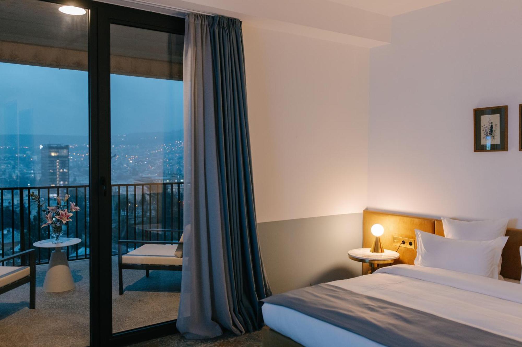 Castor & Pollux Hotel Tbilisi Buitenkant foto